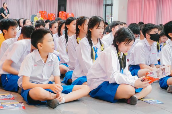 โรงเรียนปรีชานุศาสน์